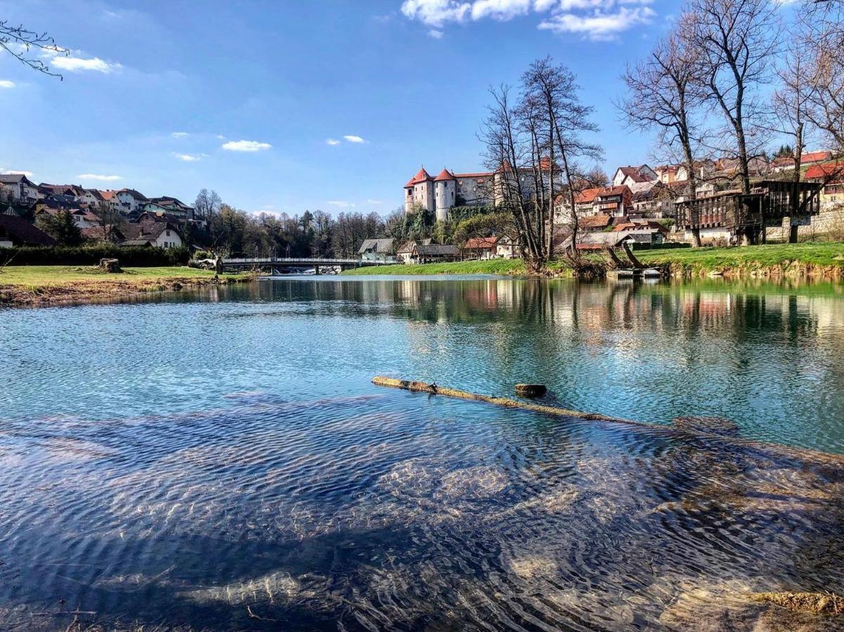 Hotel Gostisce Koren Zuzemberk Exteriér fotografie